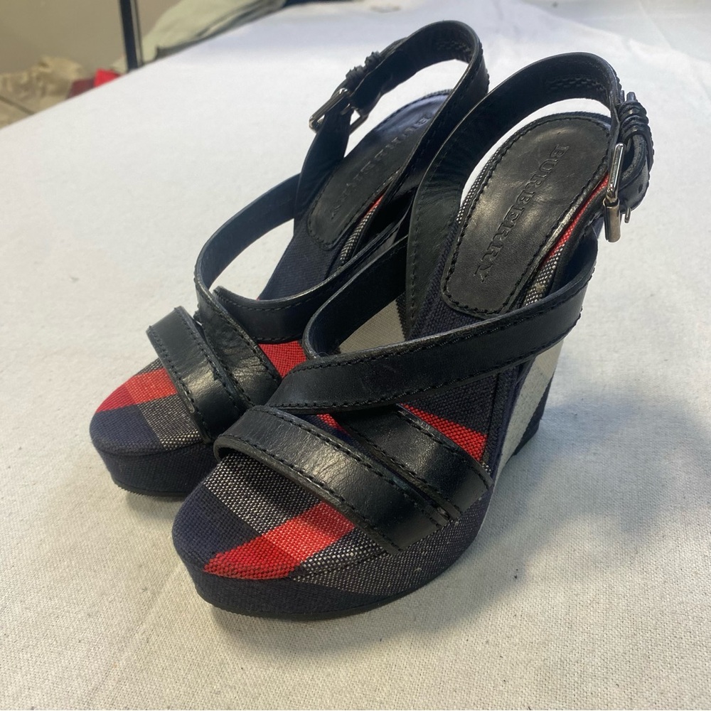 Burberry Women’s Warlow Platform Wedge Sandals - Black/Red/Cream